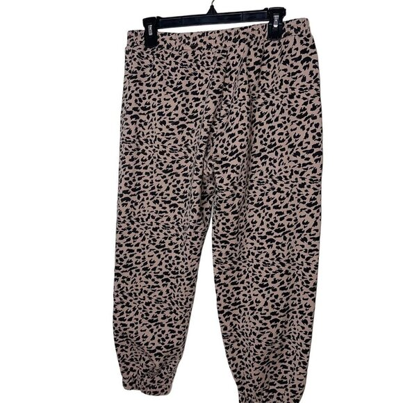 At Piece Womens Lounge Set Size Medium Black Animal Print Pockets Cotton - Picture 9 of 9